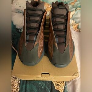 Adidas Yeezy 700 V3 Copper Sneakers